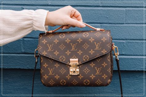 louis vuitton paris bag fake|louis Vuitton Bag scam.